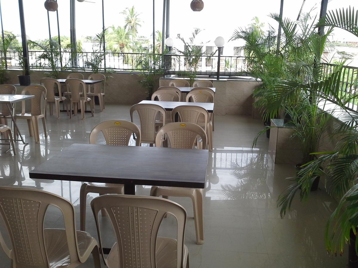 Hotel Galaxy Vaibhav Vasai-Virar Zewnętrze zdjęcie